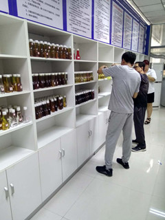 客户参观德齿化验室留存小样